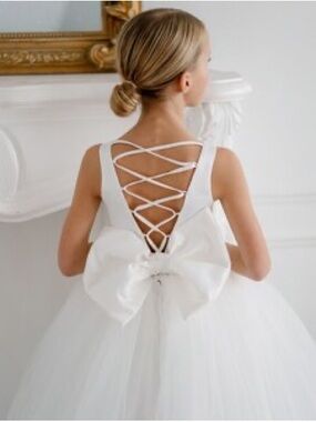 White Lace-Up Back Tulle Flower Girl Dress